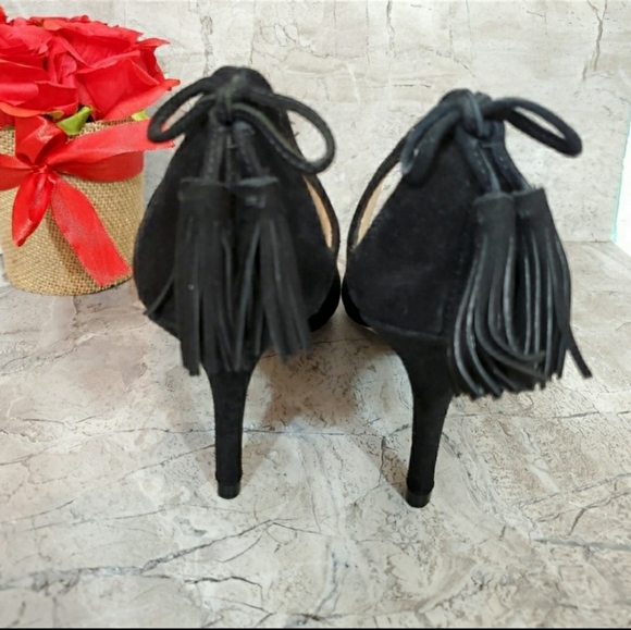 Marc Fisher Teagin Suede Tassel pumps - Picture 6 of 8